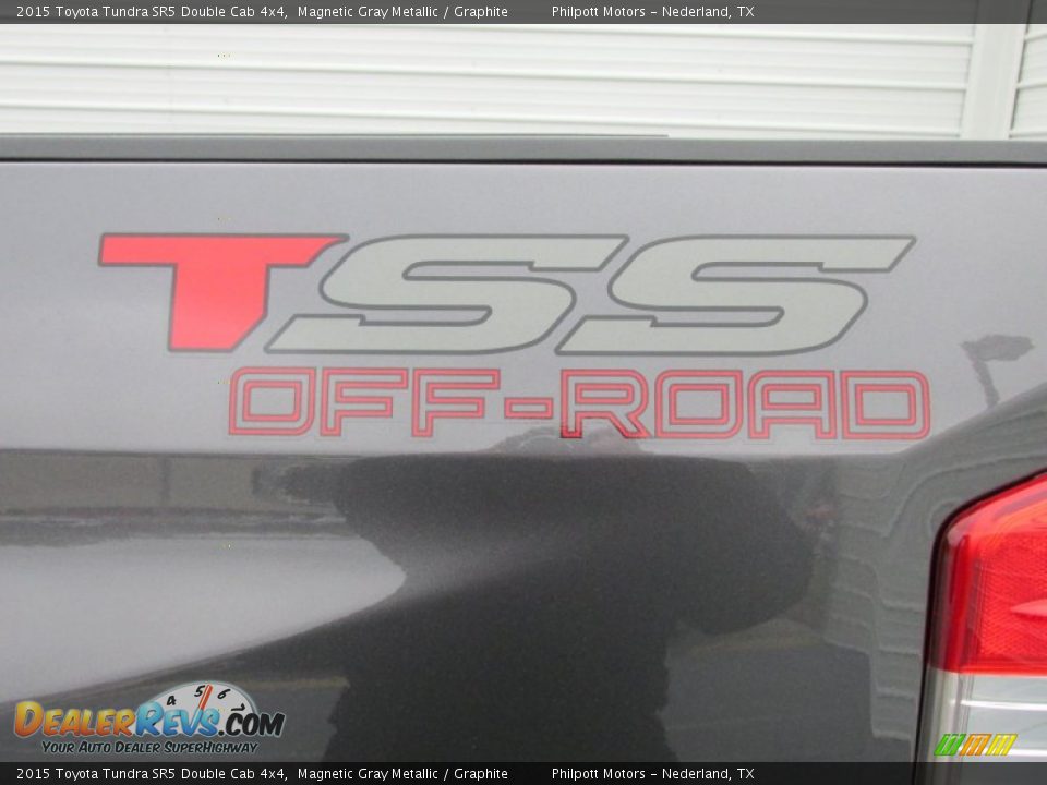 2015 Toyota Tundra SR5 Double Cab 4x4 Logo Photo #18