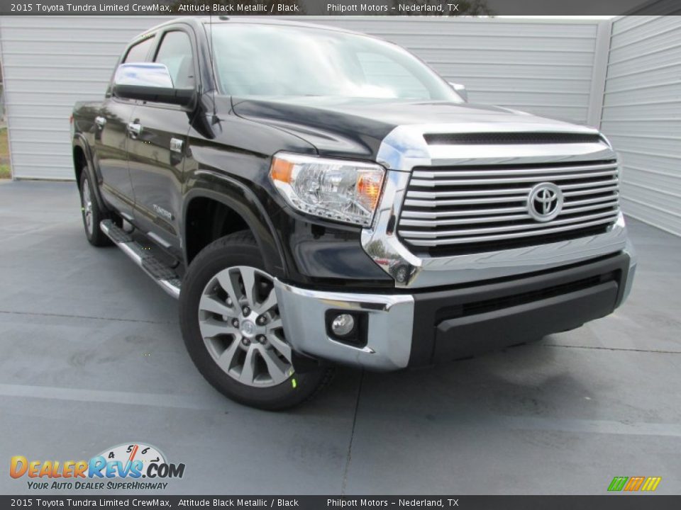 Front 3/4 View of 2015 Toyota Tundra Limited CrewMax Photo #2