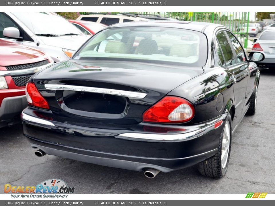 2004 Jaguar X-Type 2.5 Ebony Black / Barley Photo #11