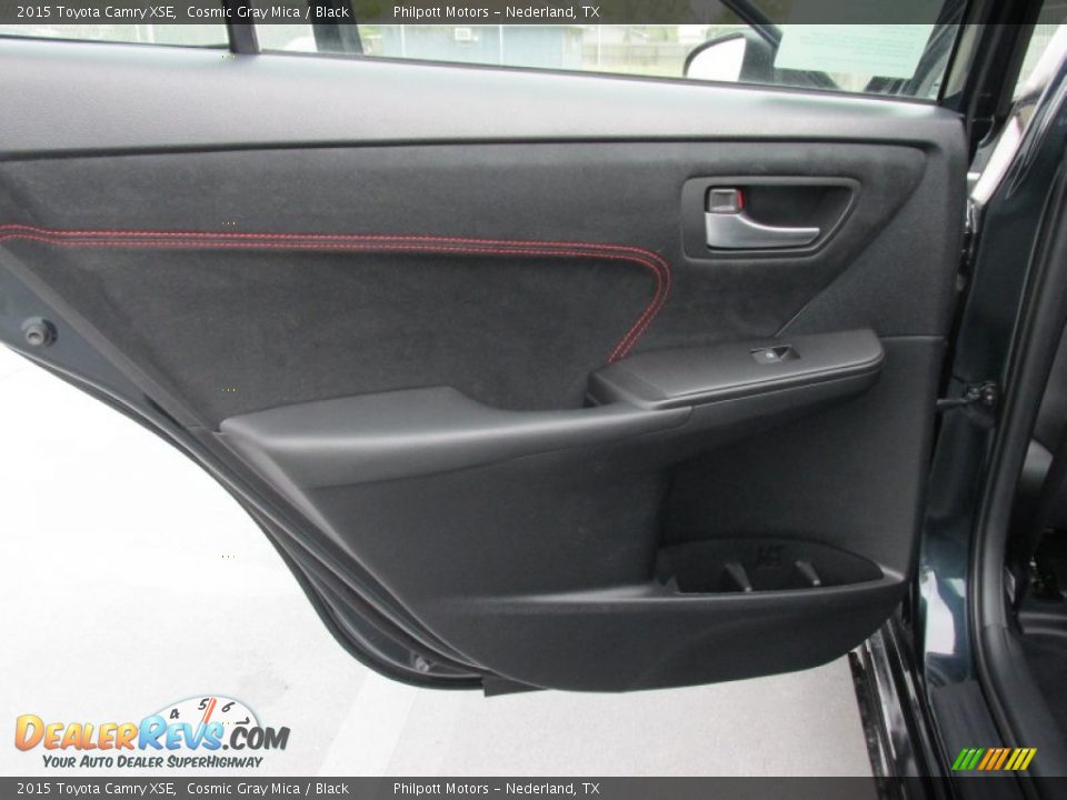 2015 Toyota Camry XSE Cosmic Gray Mica / Black Photo #17