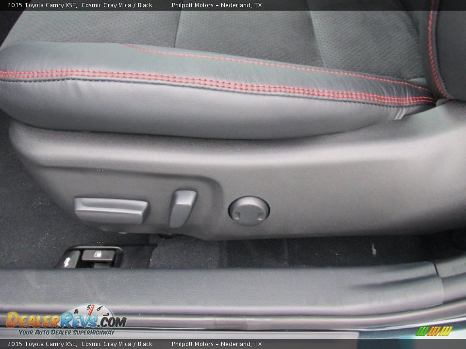 2015 Toyota Camry XSE Cosmic Gray Mica / Black Photo #22