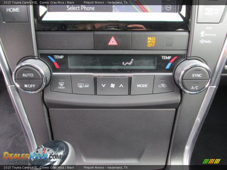 2015 Toyota Camry XSE Cosmic Gray Mica / Black Photo #26