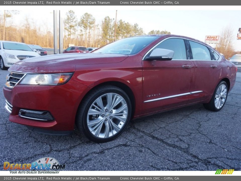 Front 3/4 View of 2015 Chevrolet Impala LTZ Photo #3