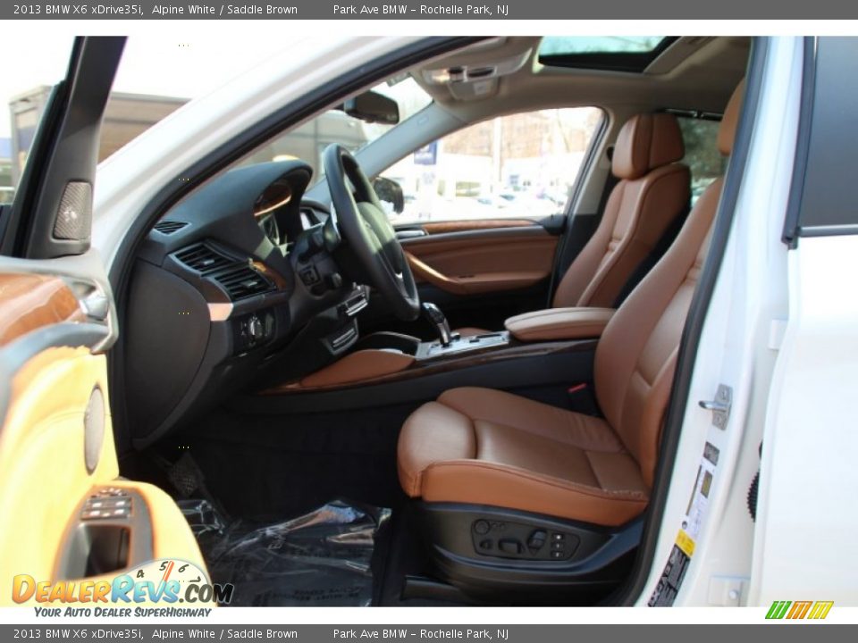 2013 BMW X6 xDrive35i Alpine White / Saddle Brown Photo #11