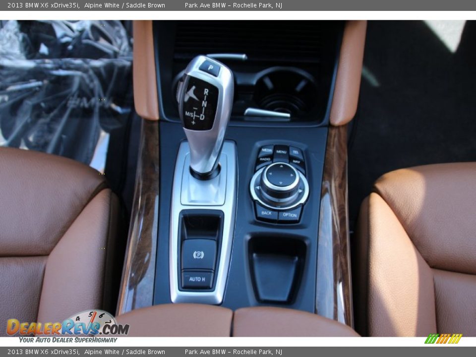 2013 BMW X6 xDrive35i Alpine White / Saddle Brown Photo #17