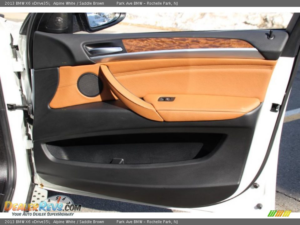 2013 BMW X6 xDrive35i Alpine White / Saddle Brown Photo #26
