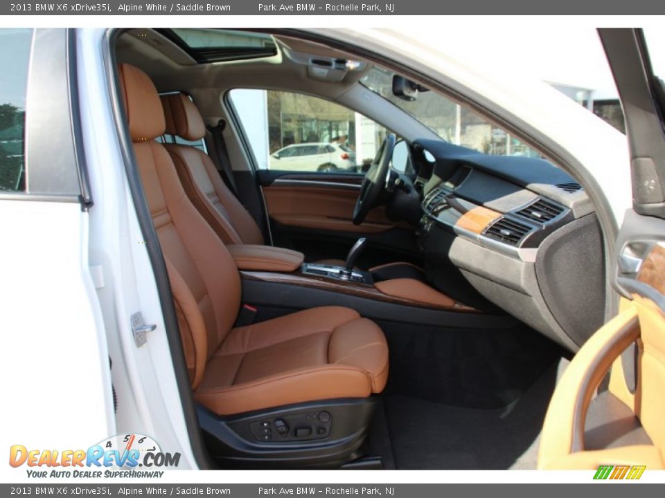 2013 BMW X6 xDrive35i Alpine White / Saddle Brown Photo #28
