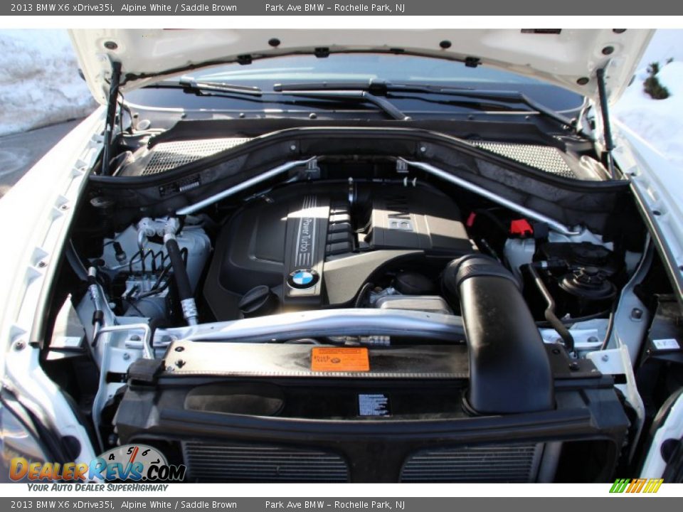 2013 BMW X6 xDrive35i Alpine White / Saddle Brown Photo #30