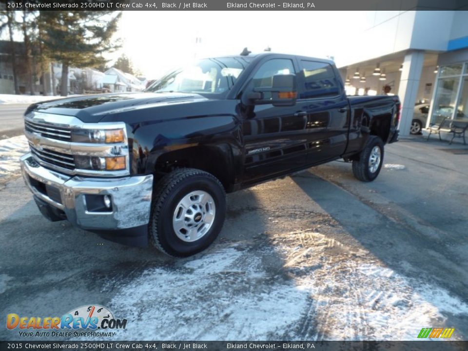 Front 3/4 View of 2015 Chevrolet Silverado 2500HD LT Crew Cab 4x4 Photo #7