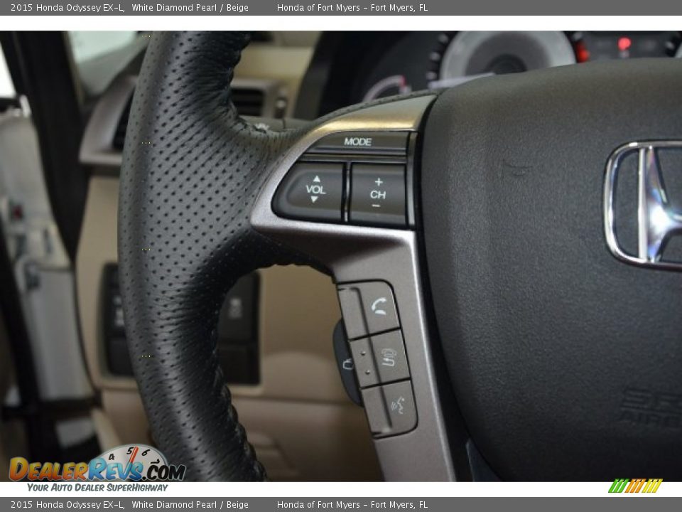 2015 Honda Odyssey EX-L White Diamond Pearl / Beige Photo #17