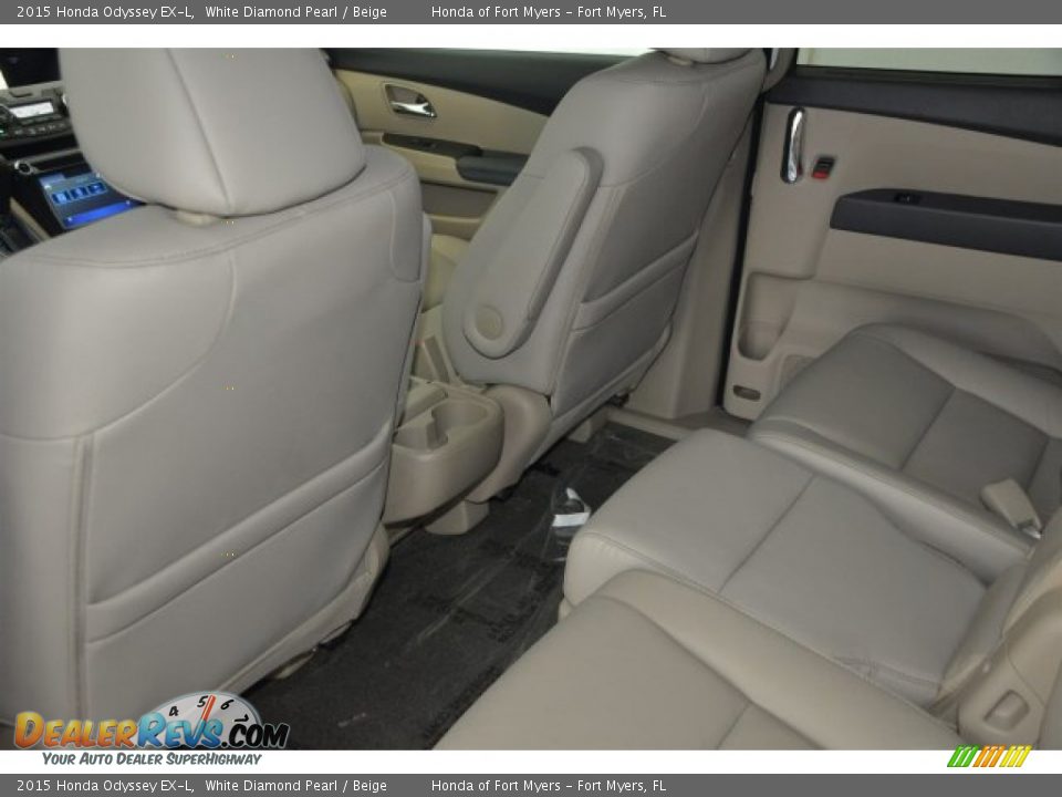 2015 Honda Odyssey EX-L White Diamond Pearl / Beige Photo #20