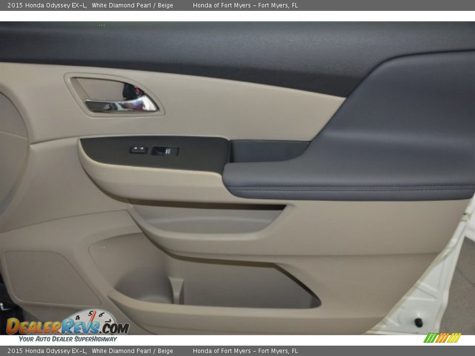 2015 Honda Odyssey EX-L White Diamond Pearl / Beige Photo #24