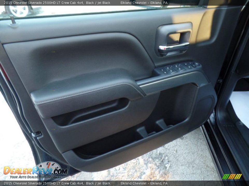 2015 Chevrolet Silverado 2500HD LT Crew Cab 4x4 Black / Jet Black Photo #33