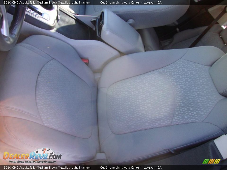 2010 GMC Acadia SLE Medium Brown Metallic / Light Titanium Photo #19