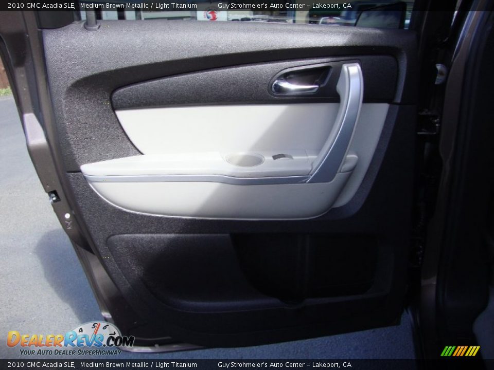2010 GMC Acadia SLE Medium Brown Metallic / Light Titanium Photo #23