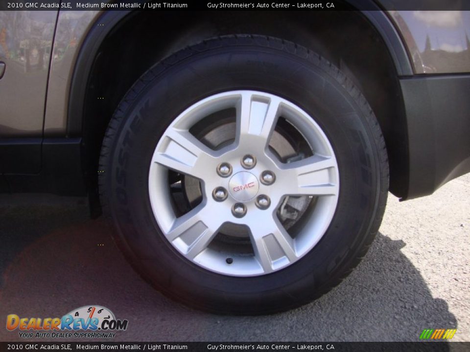 2010 GMC Acadia SLE Medium Brown Metallic / Light Titanium Photo #25