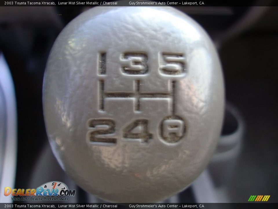2003 Toyota Tacoma Xtracab Lunar Mist Silver Metallic / Charcoal Photo #22
