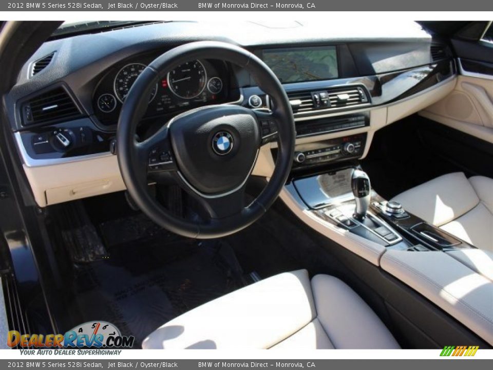 2012 BMW 5 Series 528i Sedan Jet Black / Oyster/Black Photo #9