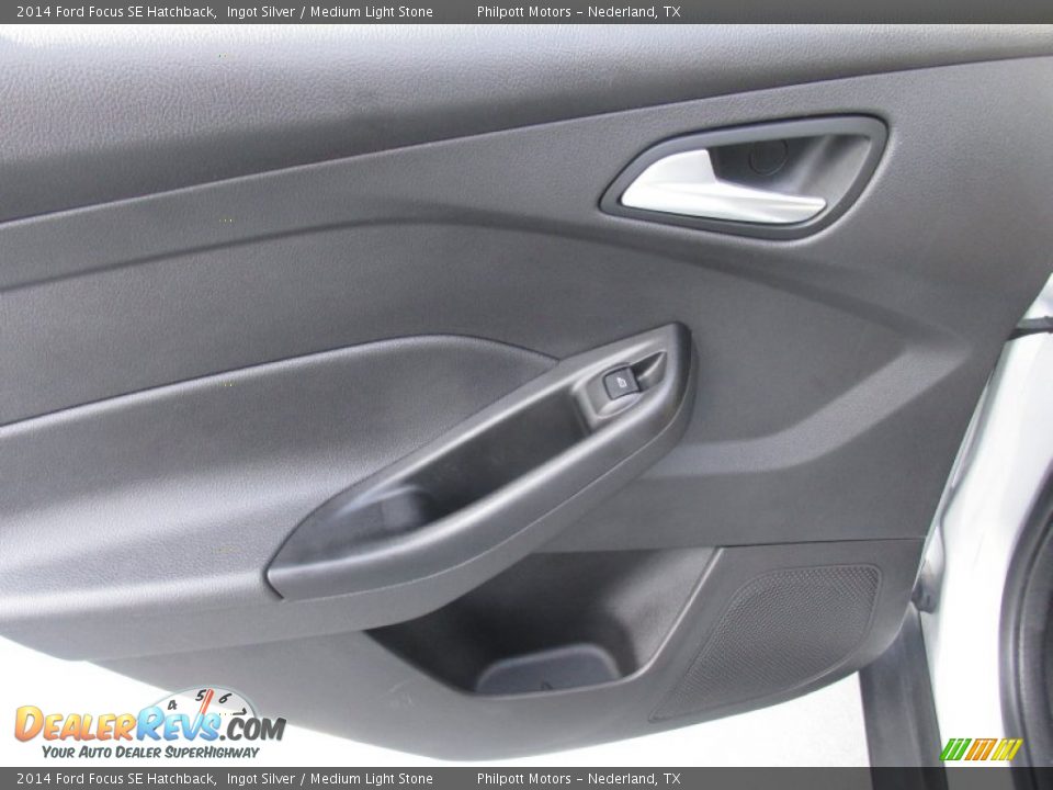 2014 Ford Focus SE Hatchback Ingot Silver / Medium Light Stone Photo #28