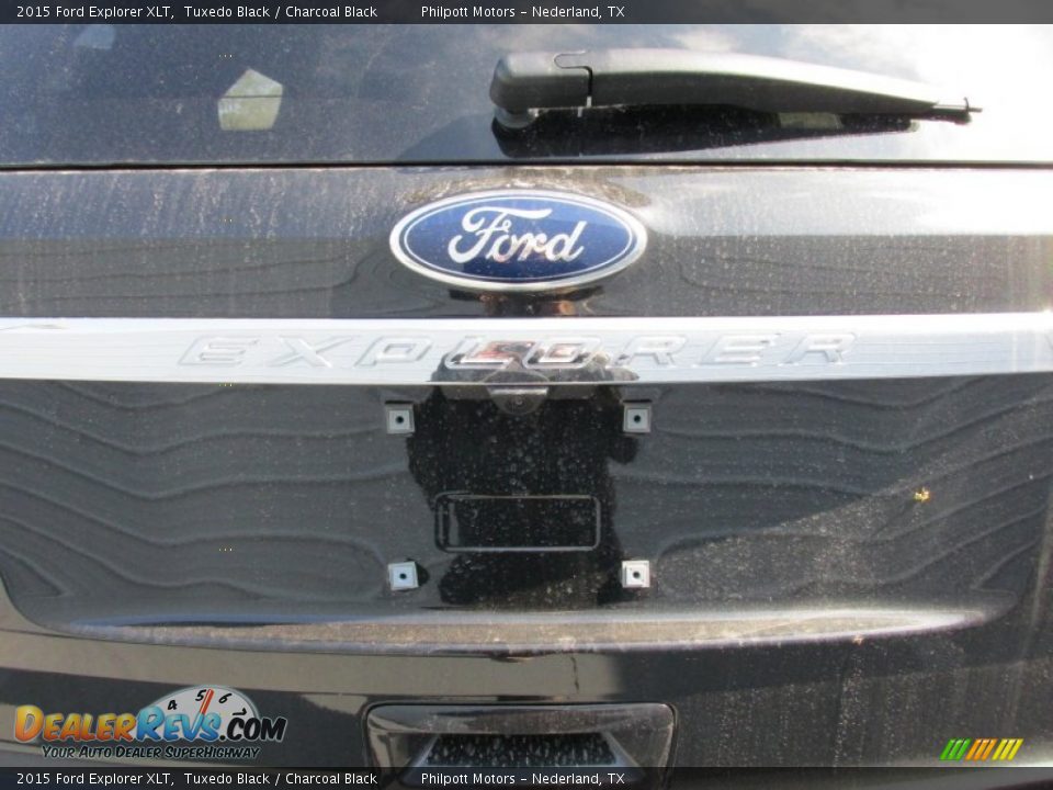 2015 Ford Explorer XLT Tuxedo Black / Charcoal Black Photo #14