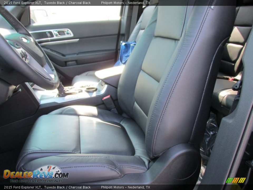 2015 Ford Explorer XLT Tuxedo Black / Charcoal Black Photo #24