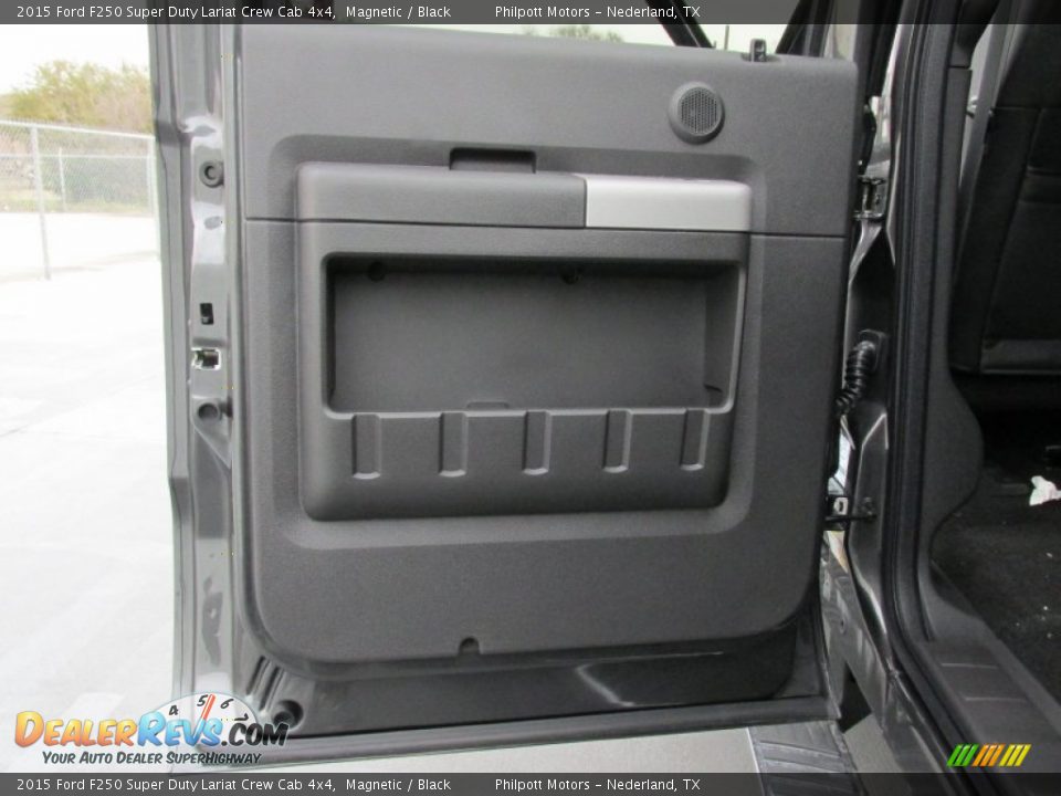 2015 Ford F250 Super Duty Lariat Crew Cab 4x4 Magnetic / Black Photo #20