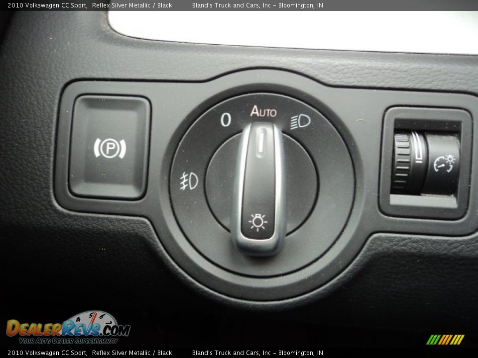 2010 Volkswagen CC Sport Reflex Silver Metallic / Black Photo #13