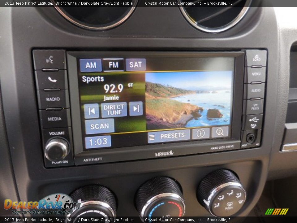 2013 Jeep Patriot Latitude Bright White / Dark Slate Gray/Light Pebble Photo #20