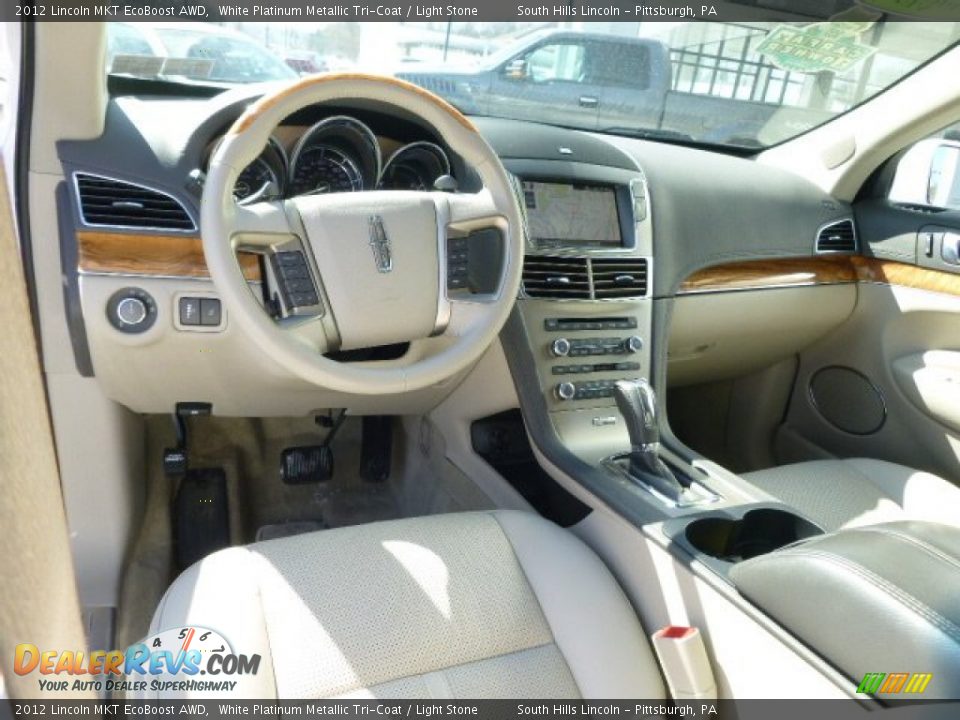 2012 Lincoln MKT EcoBoost AWD White Platinum Metallic Tri-Coat / Light Stone Photo #16