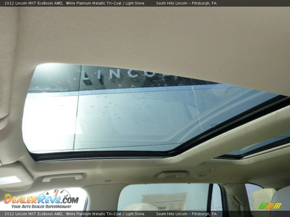 2012 Lincoln MKT EcoBoost AWD White Platinum Metallic Tri-Coat / Light Stone Photo #19