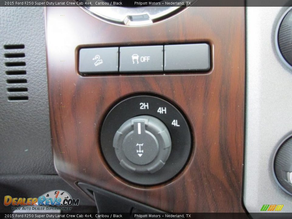 Controls of 2015 Ford F250 Super Duty Lariat Crew Cab 4x4 Photo #34