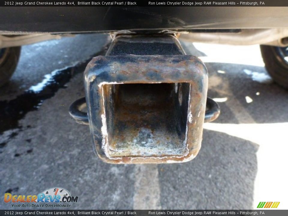 2012 Jeep Grand Cherokee Laredo 4x4 Brilliant Black Crystal Pearl / Black Photo #5