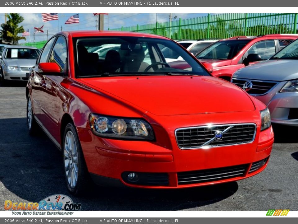 2006 Volvo S40 2.4i Passion Red / Off Black Photo #4