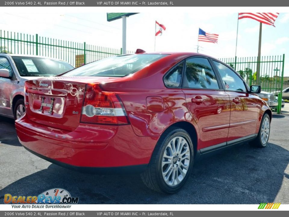 2006 Volvo S40 2.4i Passion Red / Off Black Photo #10