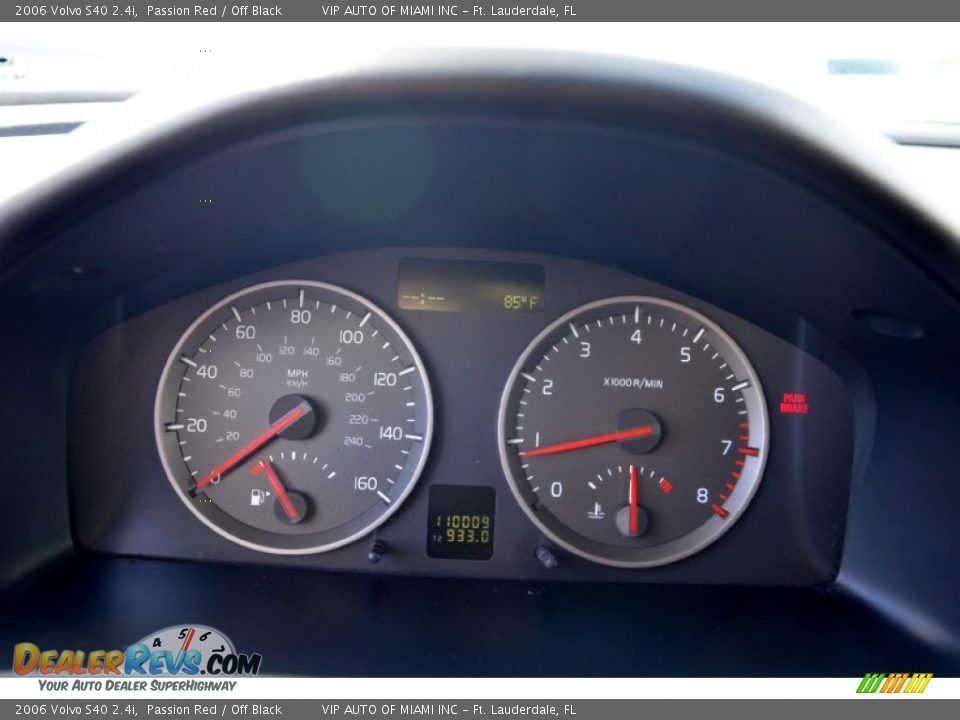 2006 Volvo S40 2.4i Passion Red / Off Black Photo #31