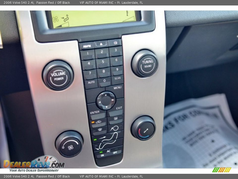 2006 Volvo S40 2.4i Passion Red / Off Black Photo #33
