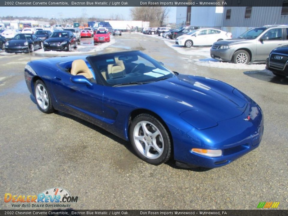 2002 Chevrolet Corvette Convertible Electron Blue Metallic / Light Oak Photo #13