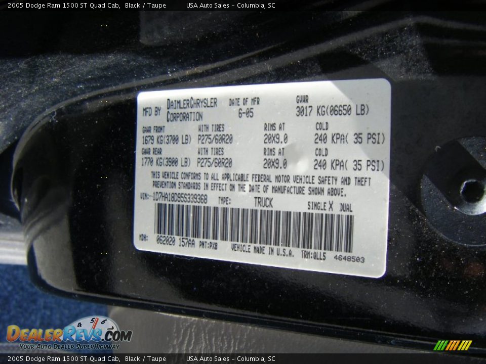 2005 Dodge Ram 1500 ST Quad Cab Black / Taupe Photo #17