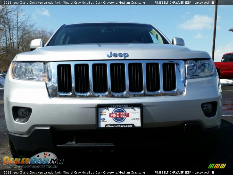2012 Jeep Grand Cherokee Laredo 4x4 Mineral Gray Metallic / Dark Graystone/Medium Graystone Photo #2
