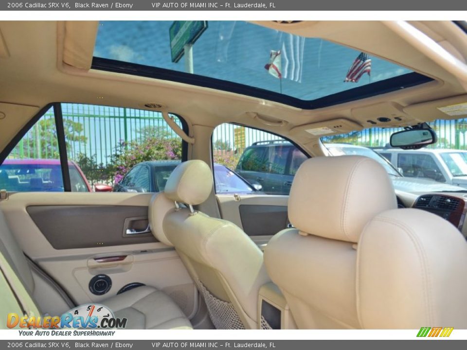 2006 Cadillac SRX V6 Black Raven / Ebony Photo #15