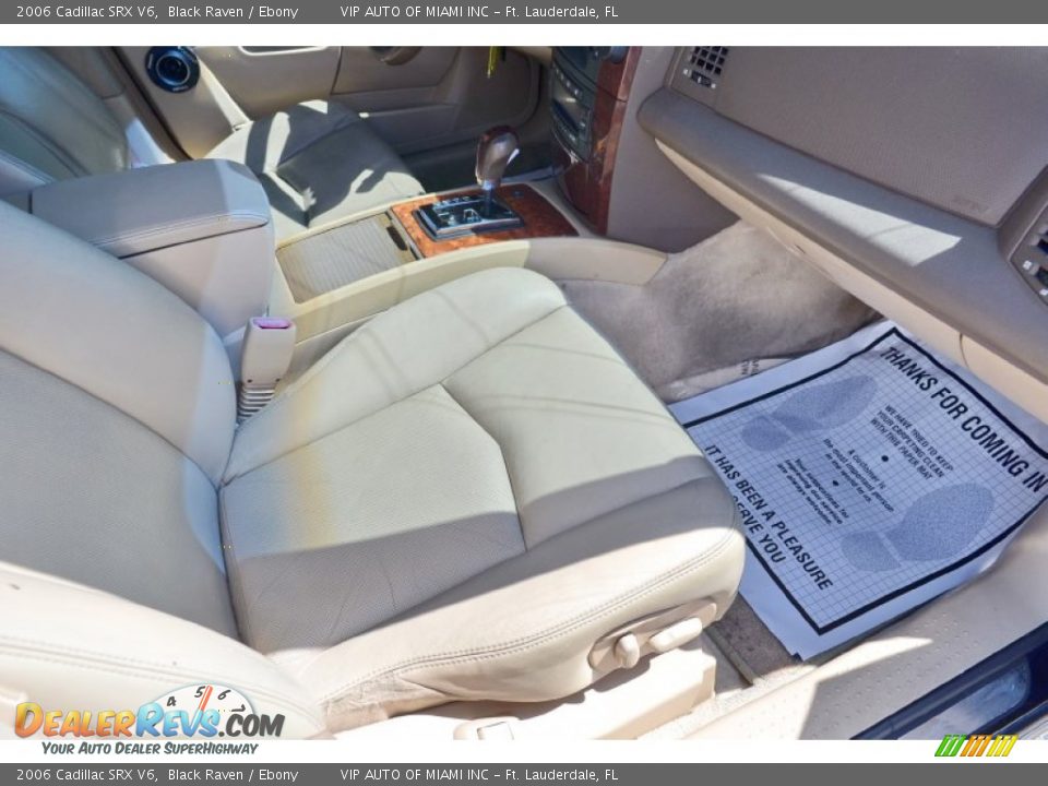 2006 Cadillac SRX V6 Black Raven / Ebony Photo #20