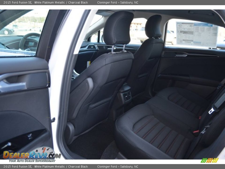 2015 Ford Fusion SE White Platinum Metallic / Charcoal Black Photo #10