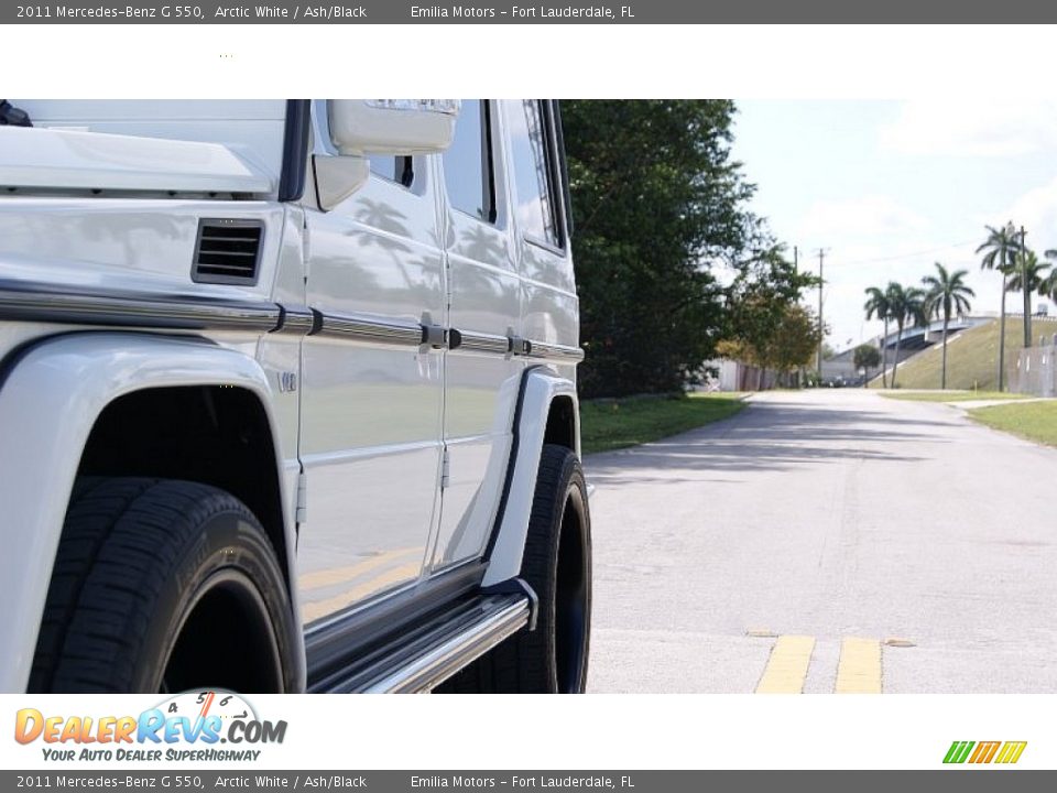 2011 Mercedes-Benz G 550 Arctic White / Ash/Black Photo #16