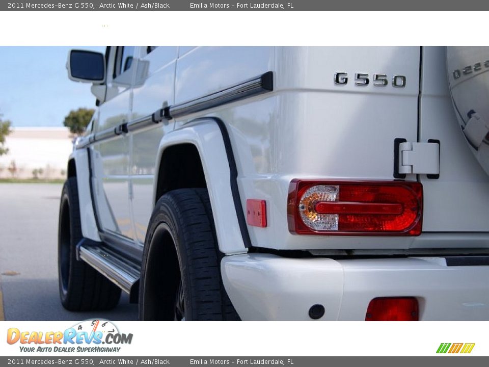 2011 Mercedes-Benz G 550 Arctic White / Ash/Black Photo #24