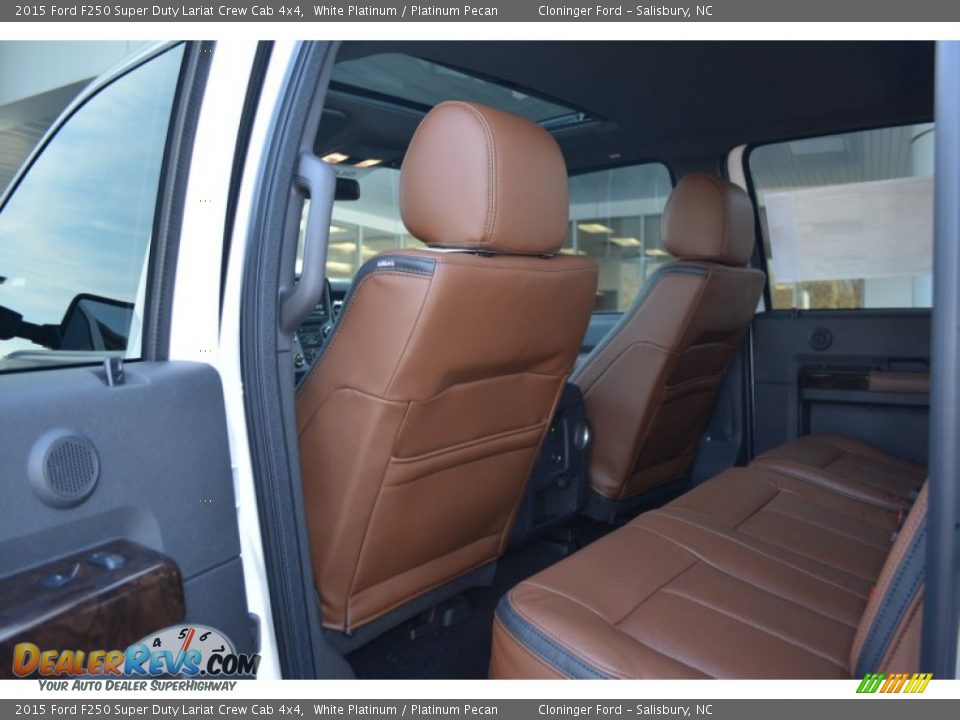 2015 Ford F250 Super Duty Lariat Crew Cab 4x4 White Platinum / Platinum Pecan Photo #11