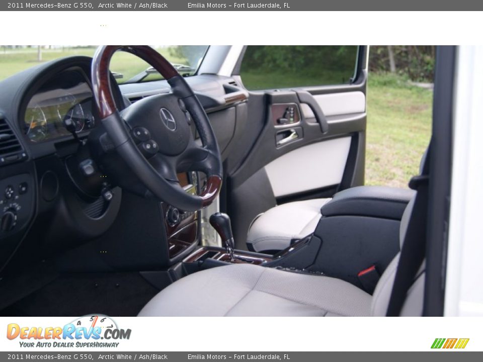 2011 Mercedes-Benz G 550 Arctic White / Ash/Black Photo #40