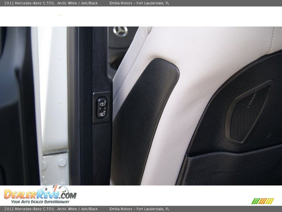 2011 Mercedes-Benz G 550 Arctic White / Ash/Black Photo #41