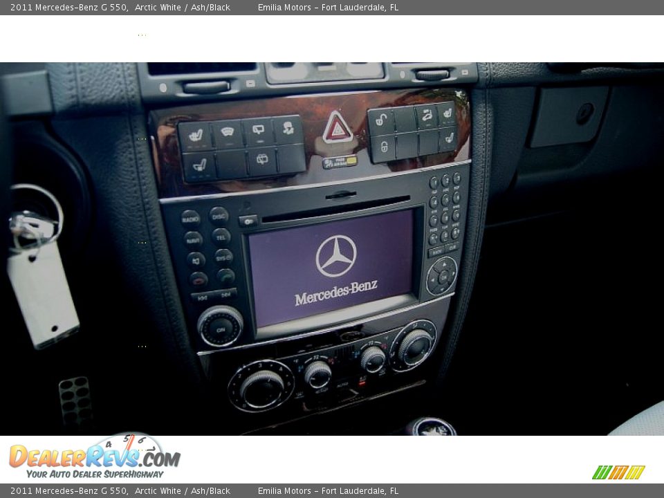 2011 Mercedes-Benz G 550 Arctic White / Ash/Black Photo #49