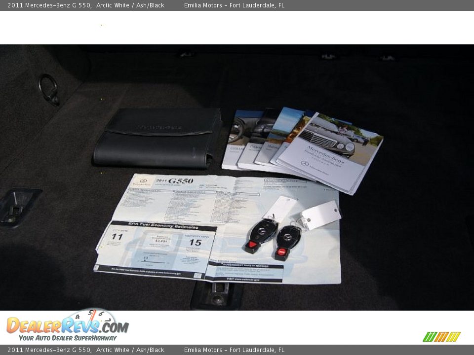 2011 Mercedes-Benz G 550 Arctic White / Ash/Black Photo #56