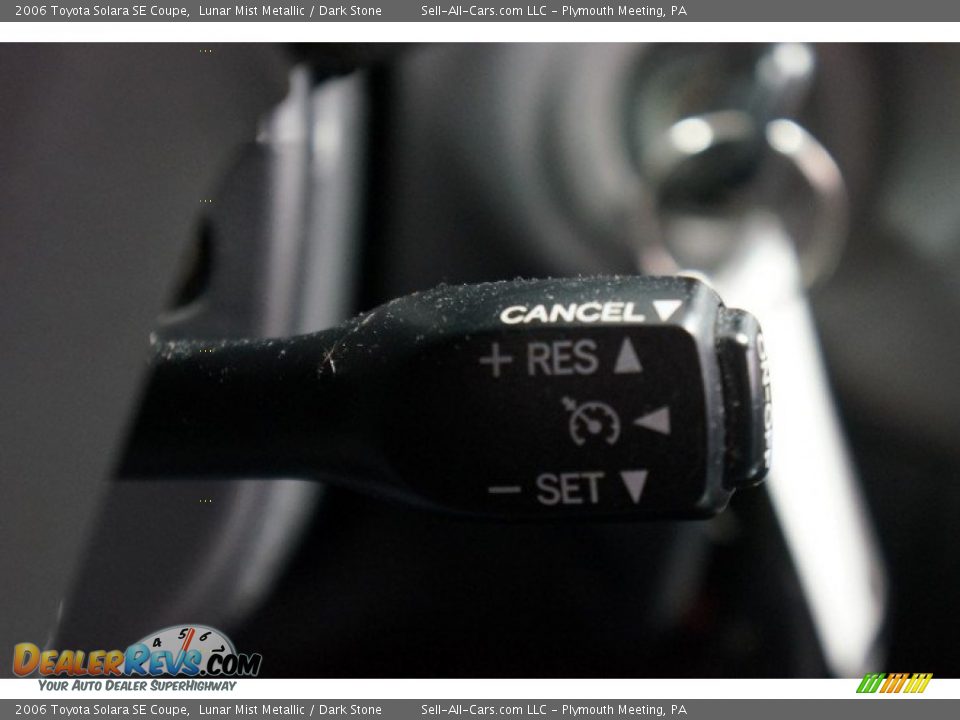 2006 Toyota Solara SE Coupe Lunar Mist Metallic / Dark Stone Photo #20
